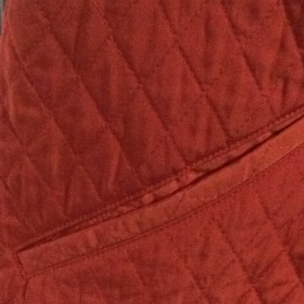 Vest - Picture 3 of 4